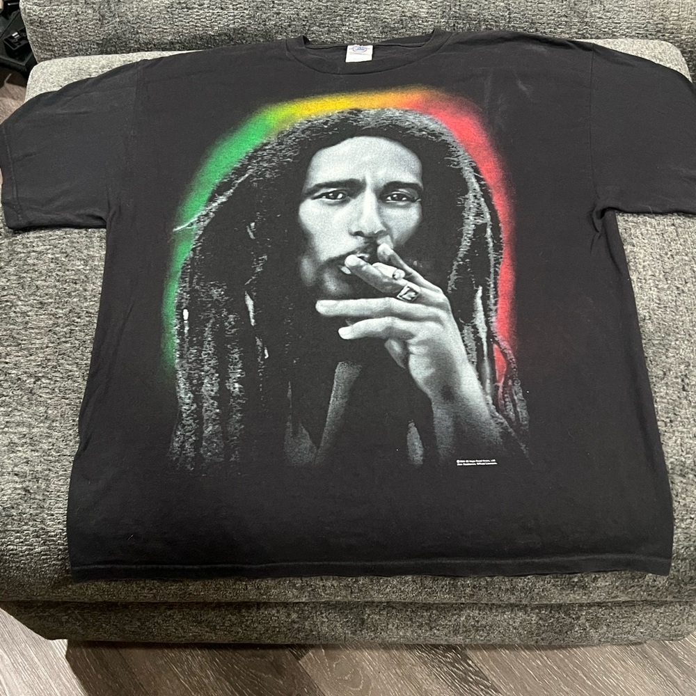 BOB MARLEY ART PRINT T SHIRT